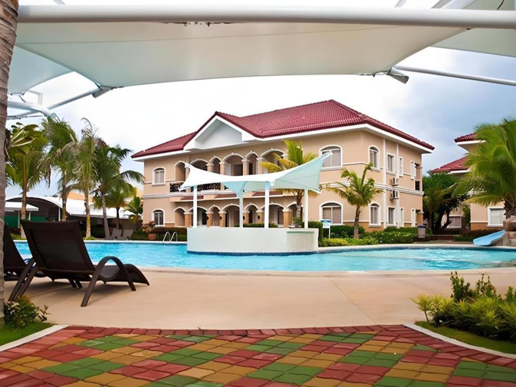 Moonbay Marina The Villas Olongapo City Exteriör bild