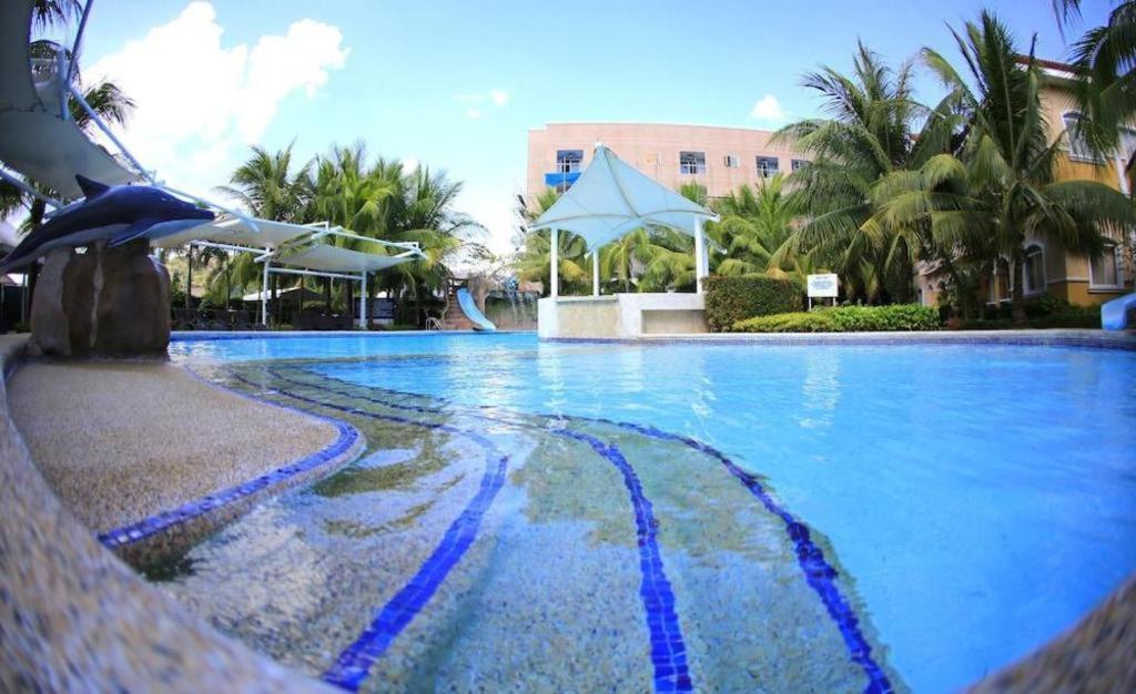 Moonbay Marina The Villas Olongapo City Exteriör bild