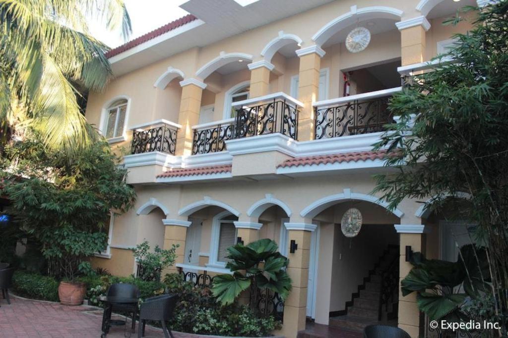 Moonbay Marina The Villas Olongapo City Exteriör bild