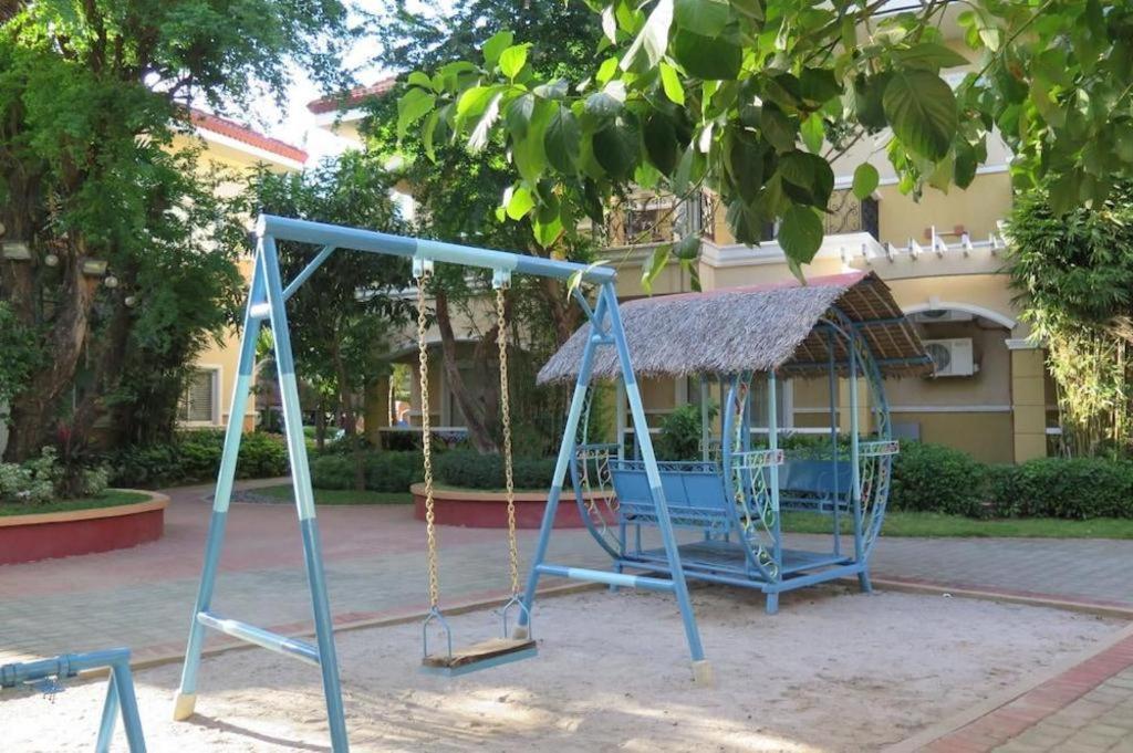 Moonbay Marina The Villas Olongapo City Exteriör bild