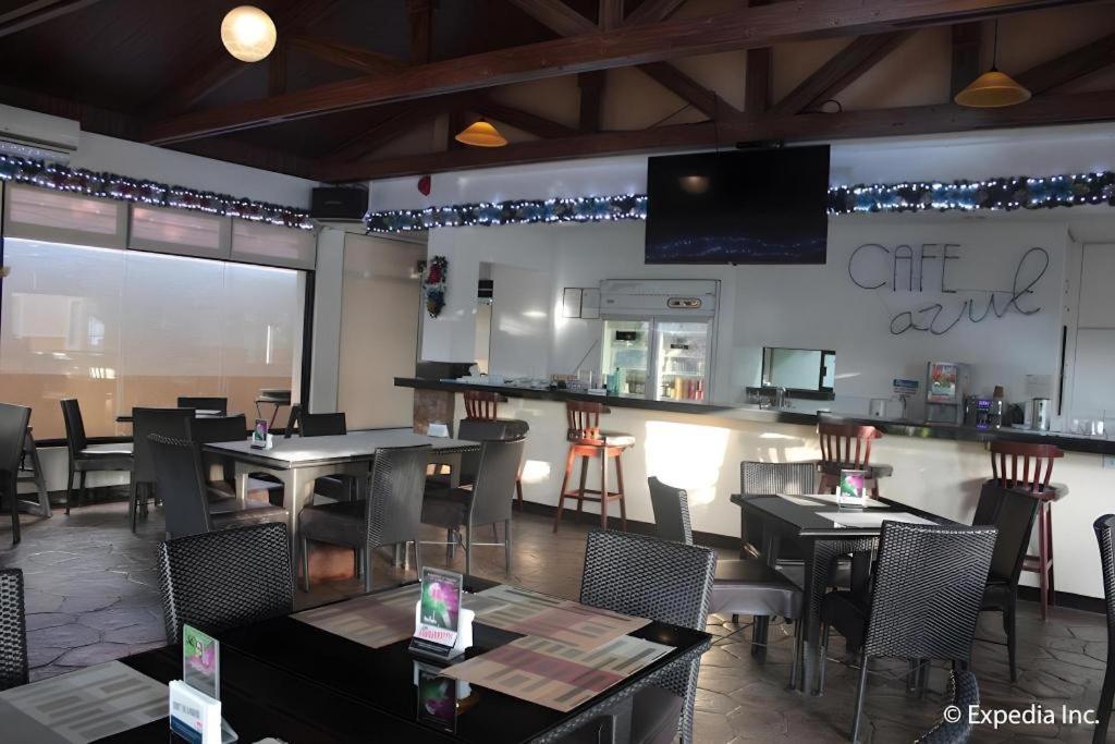 Moonbay Marina The Villas Olongapo City Exteriör bild