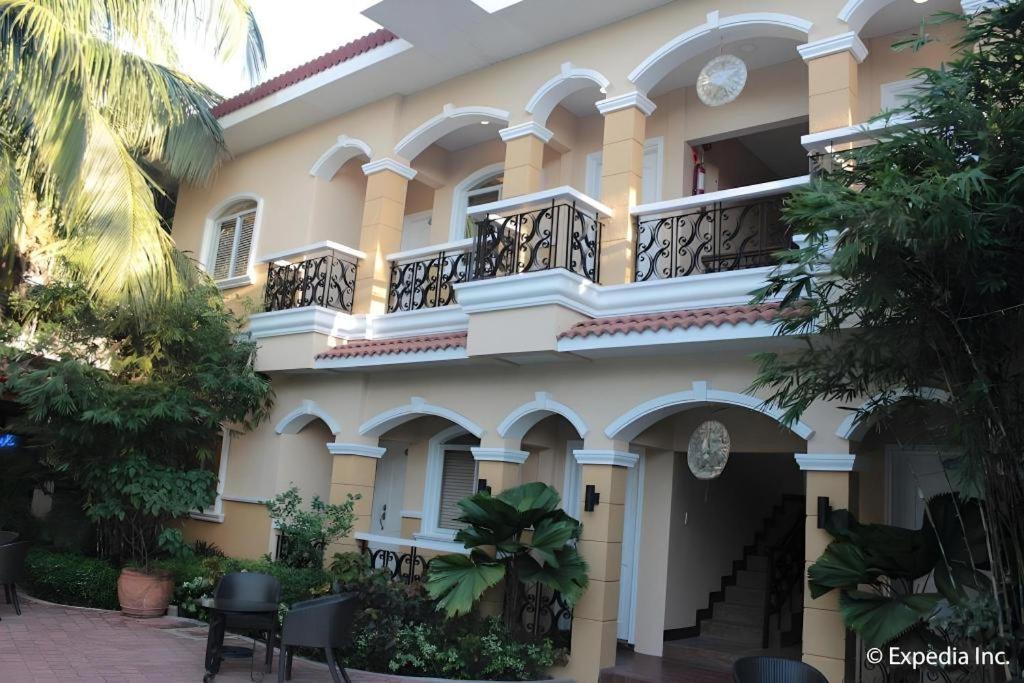 Moonbay Marina The Villas Olongapo City Exteriör bild